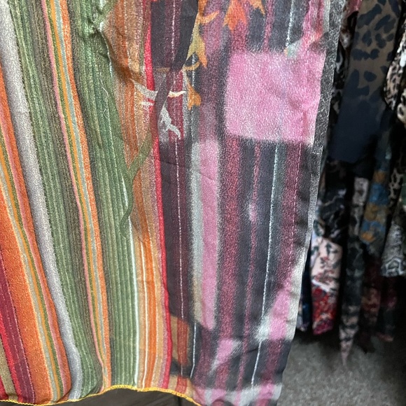 Caftan Blouse - Picture 5 of 16